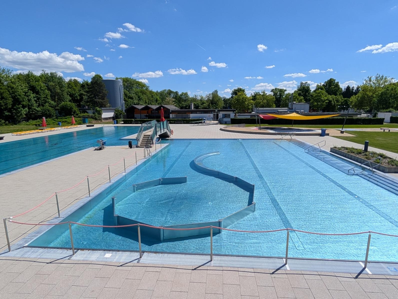 Strömungsschnecke im Attraktionsbecken.