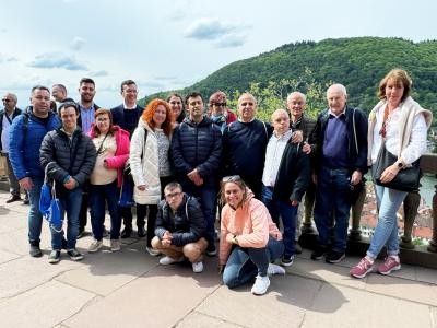 Gäste aus Amarante erkunden das Heidelberger Schloss.