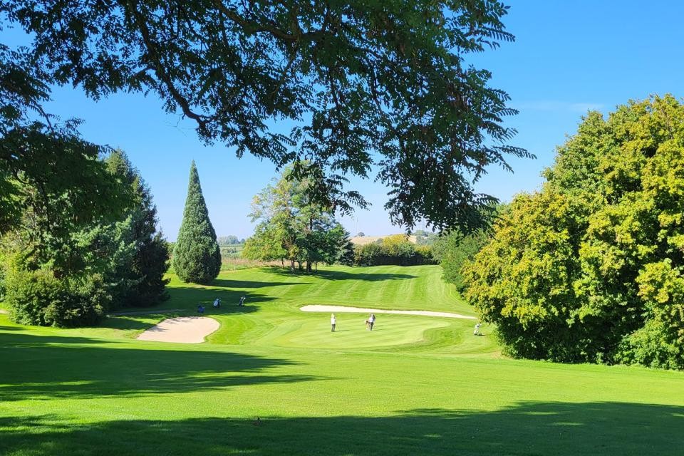 8_bai_golf1_2023_rfritz