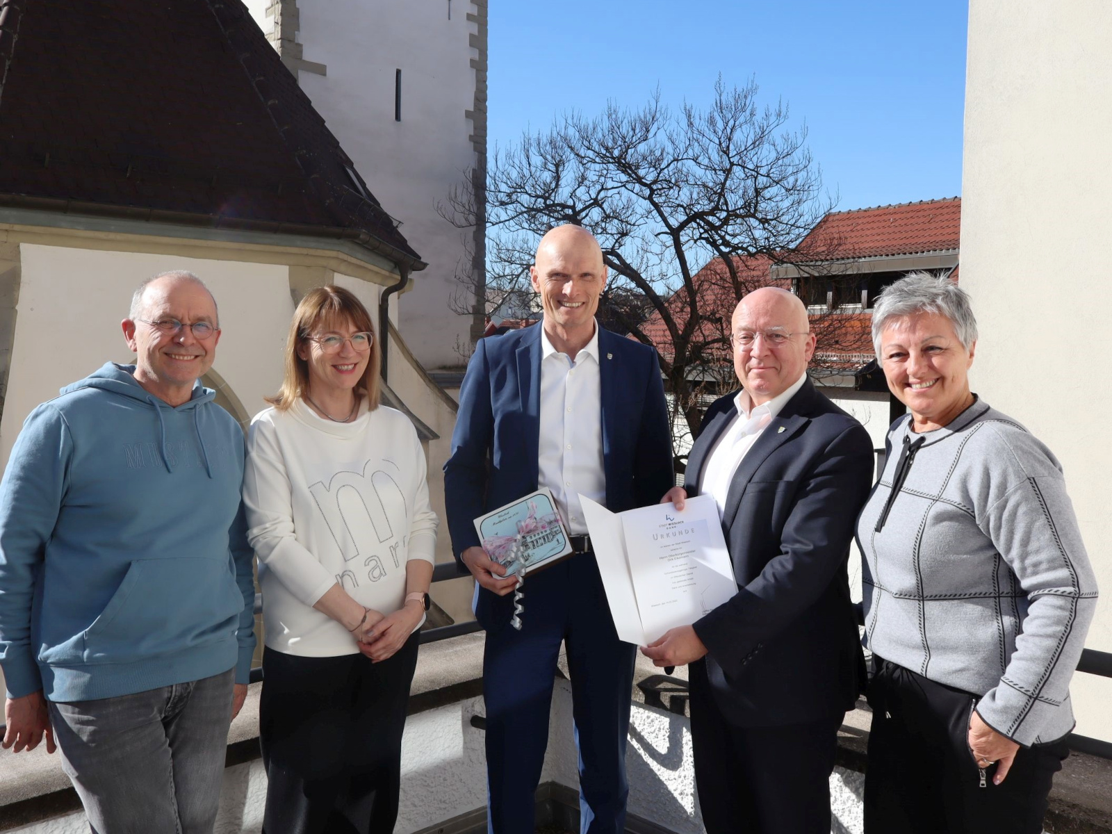 Gruppenfoto bei der kleinen Feierrunde.