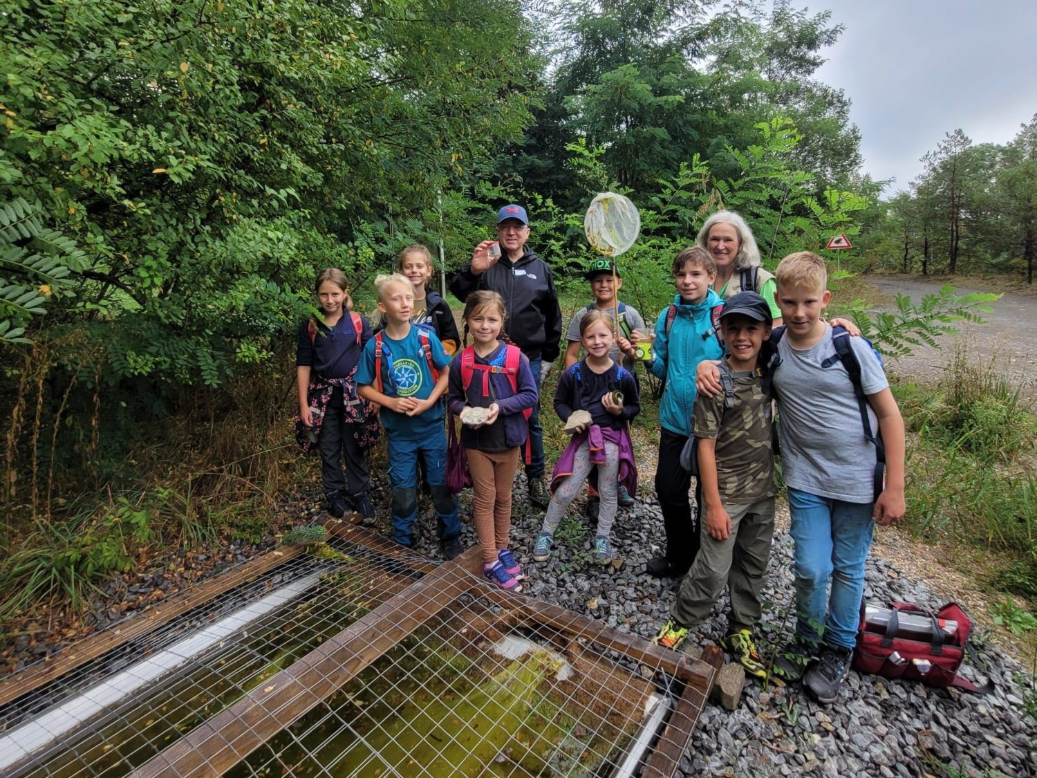 Ferienspaß-Kinder mit Bürgermeister Ludwig Sauer.