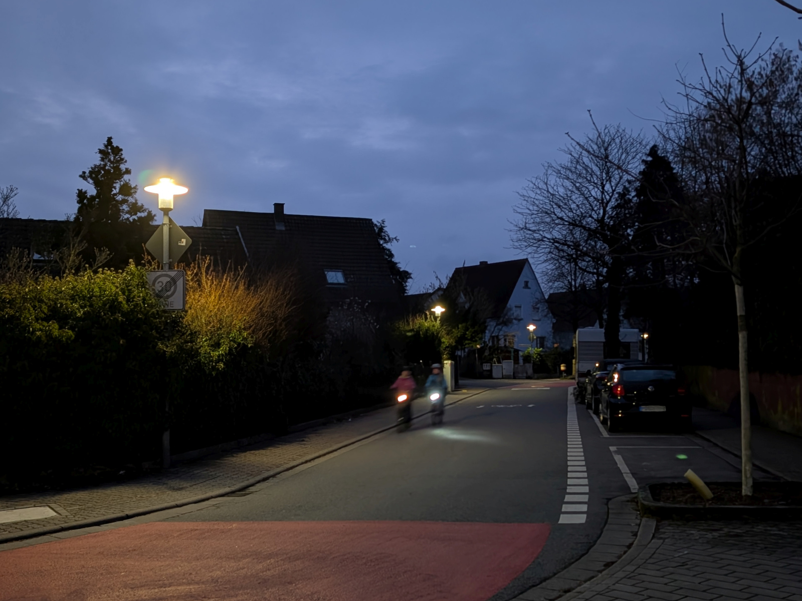 Straßenbeleuchtung in der Johann-Philipp-Bronner-Straße.