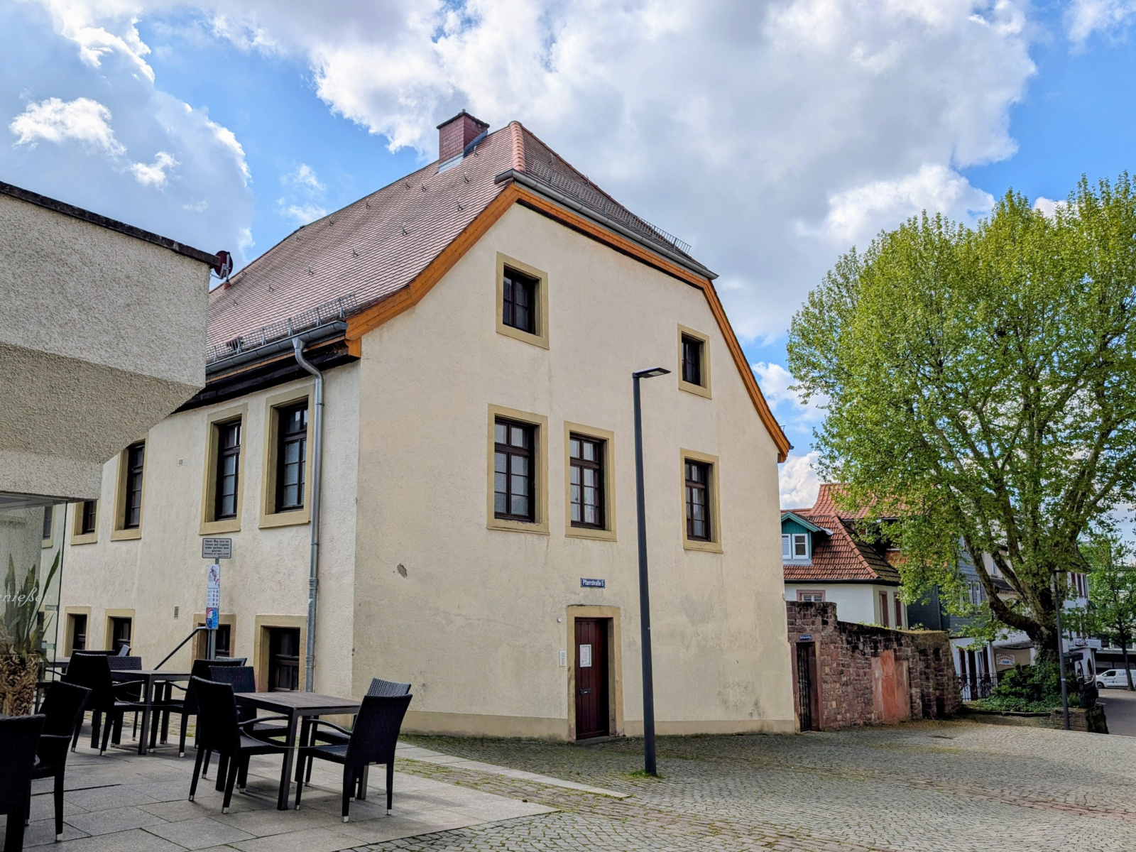 Evangelisches Pfarrhaus in der Pfarrstraße.